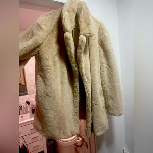 GENTLY LOVED FAUX FUR COAT